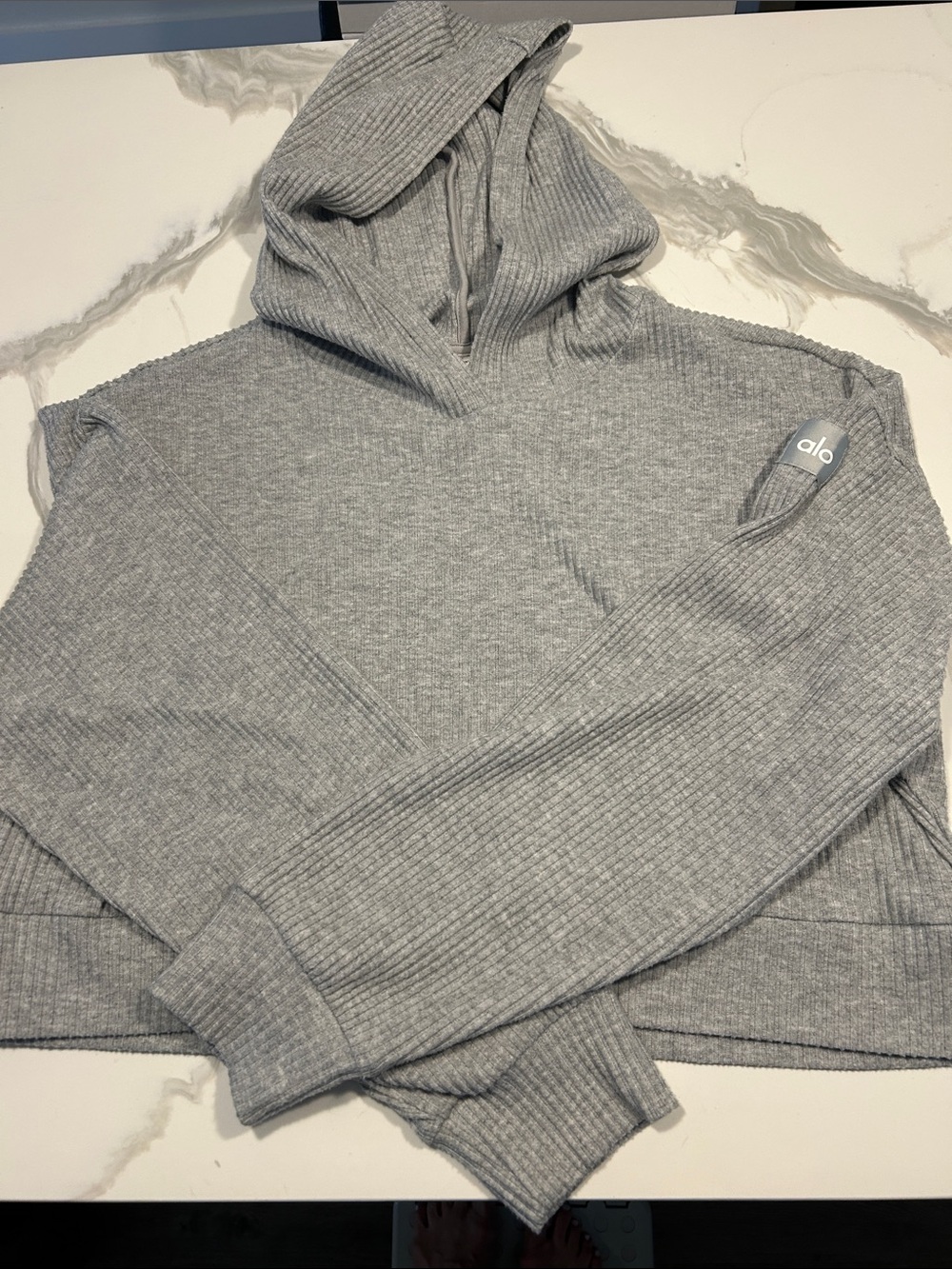 ALO Gray Ribbed Cropped Hoodie & Jogger Set - Picture 4 of 7